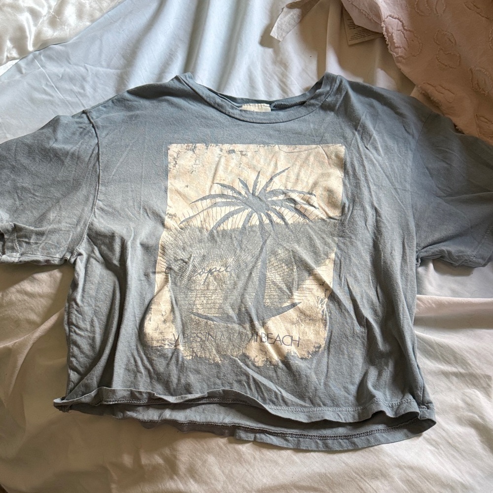 Dirty Laundry Gray Palm Tree Crop Top